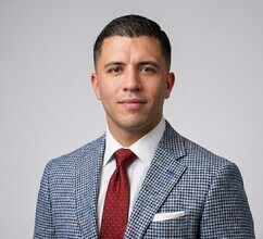 Carlos Leyva, CCIM